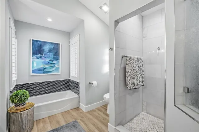 $2,875,000 | 664 Key Royale Drive, Holmes Beach, FL 34217