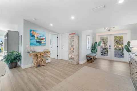 $2,875,000 | 664 Key Royale Drive, Holmes Beach, FL 34217