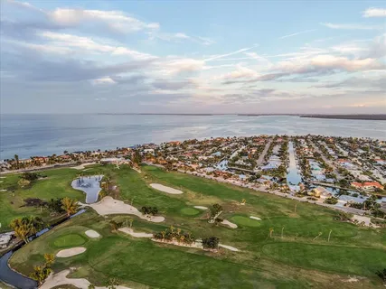 $2,875,000 | 664 Key Royale Drive, Holmes Beach, FL 34217