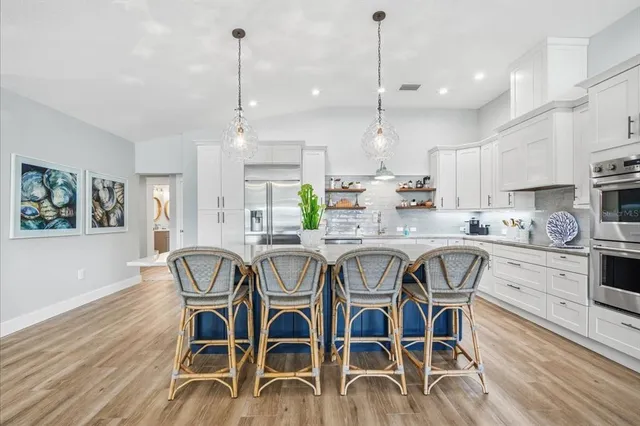 $2,875,000 | 664 Key Royale Drive, Holmes Beach, FL 34217