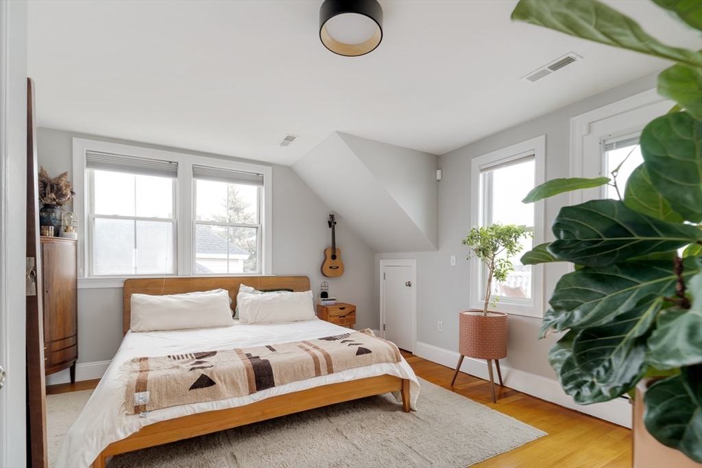 394 East 8th Street, Unit 3 Boston, MA 02127 - Photo 15 of 25