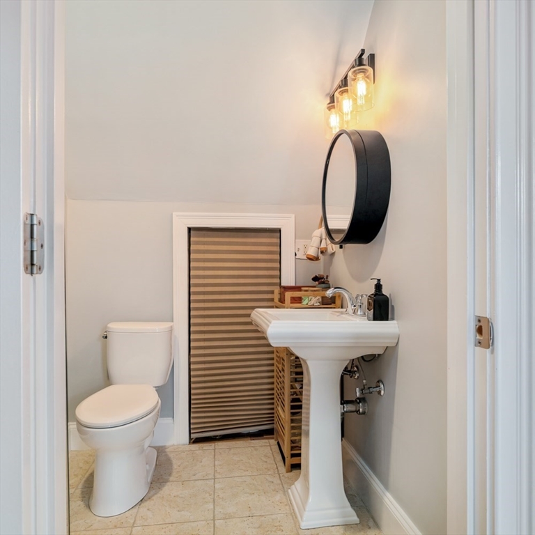 394 East 8th Street, Unit 3 Boston, MA 02127 - Photo 18 of 25