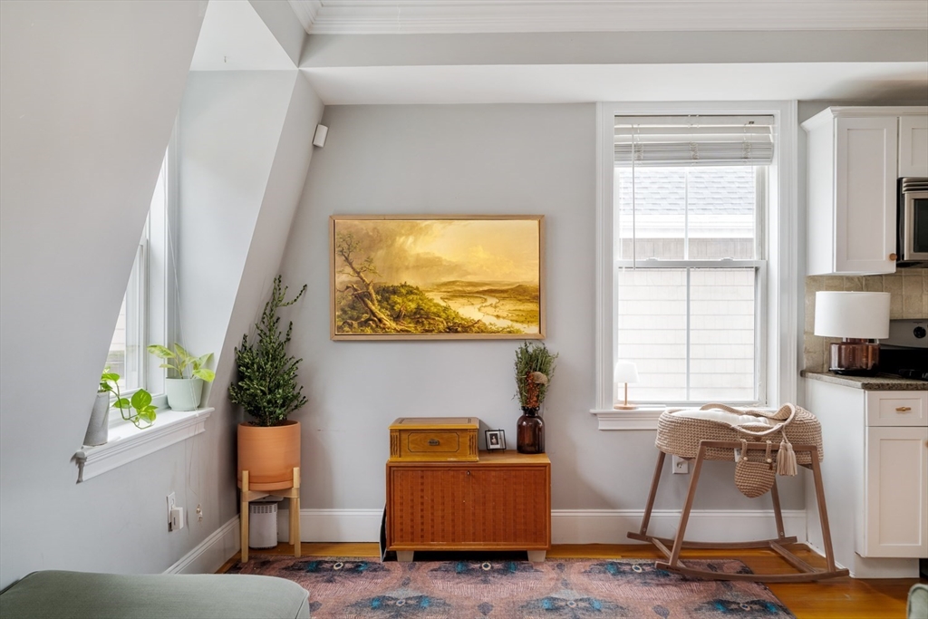 394 East 8th Street, Unit 3 Boston, MA 02127 - Photo 2 of 25