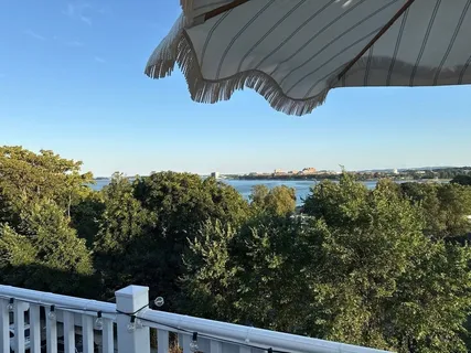 $849,900 | 394 East 8th Street, Unit 3, Boston, MA 02127