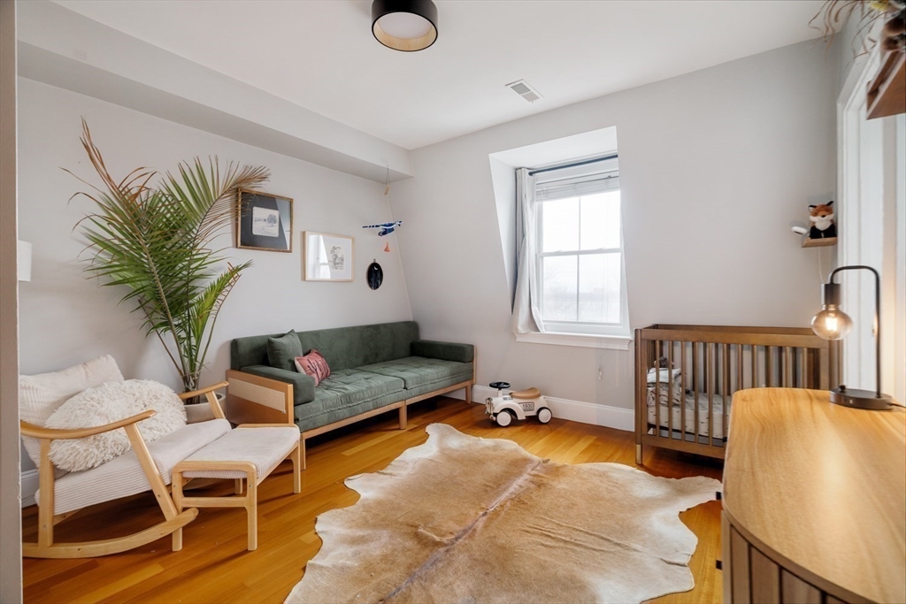 394 East 8th Street, Unit 3 Boston, MA 02127 - Photo 9 of 25
