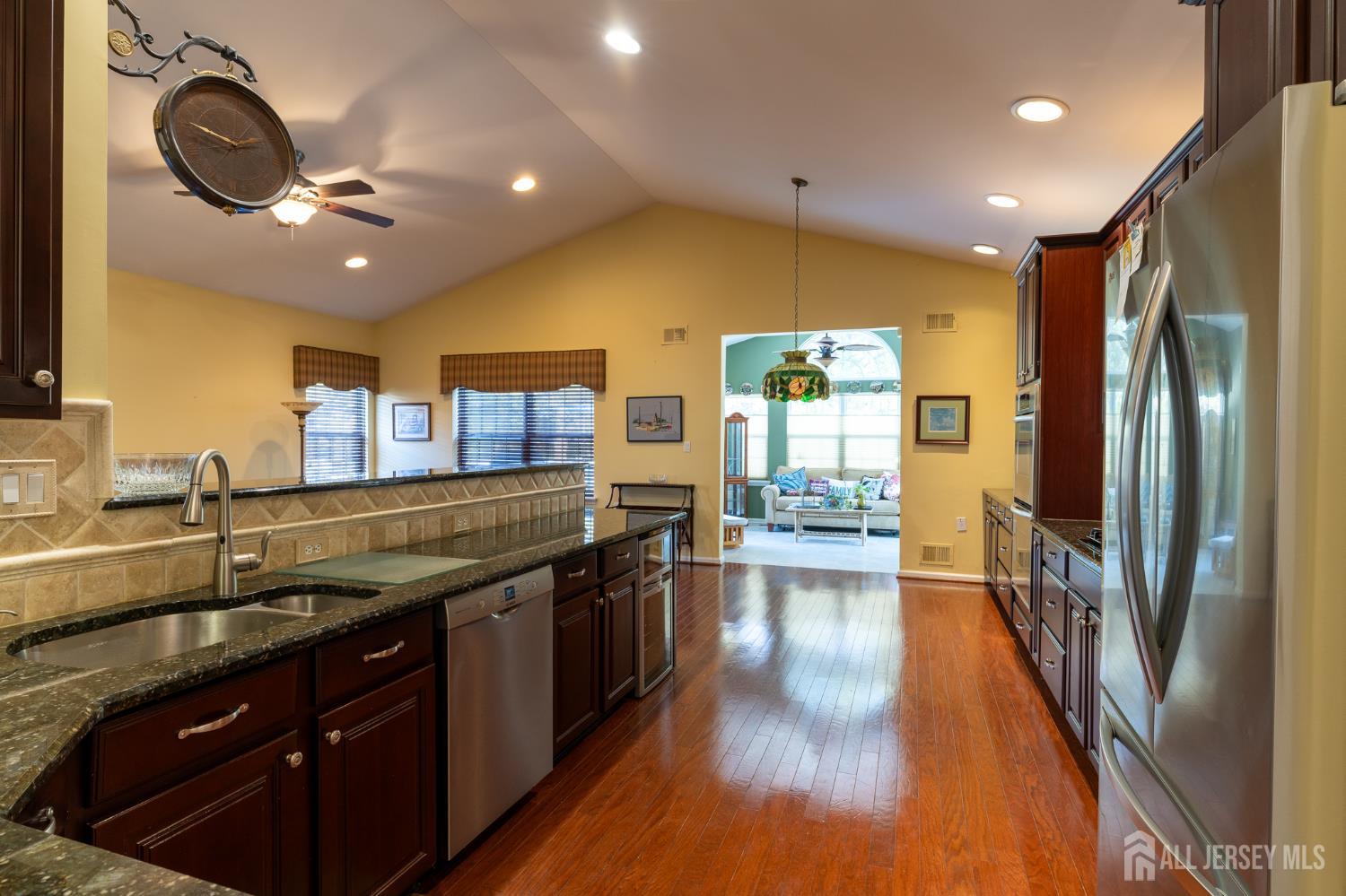 130 Orleans Road Monroe Township, NJ 08831 - Photo 13 of 41