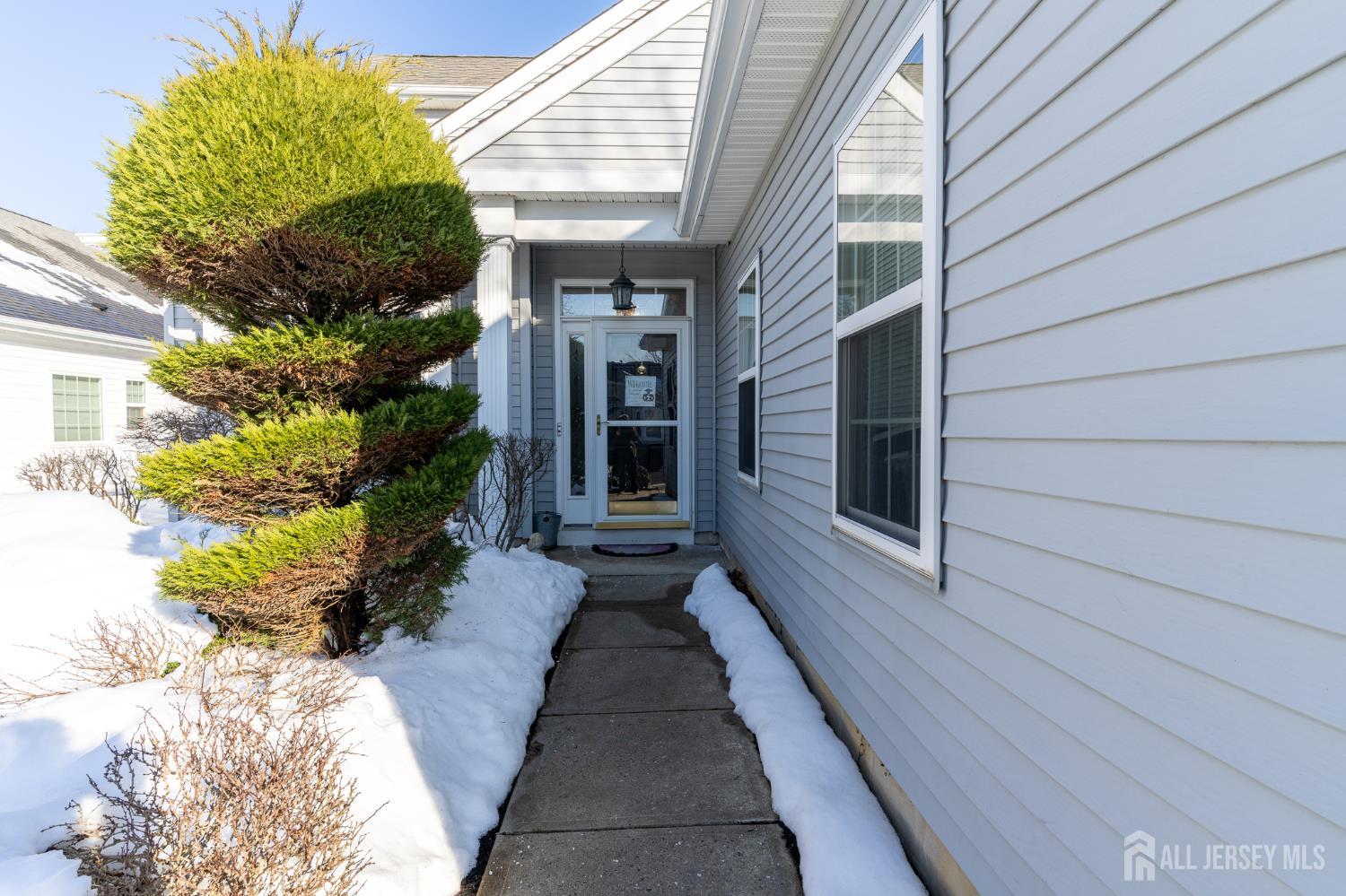 130 Orleans Road Monroe Township, NJ 08831 - Photo 2 of 41