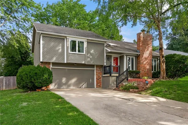 $384,950 | 14414 West 94th Terrace, Lenexa, KS 66215