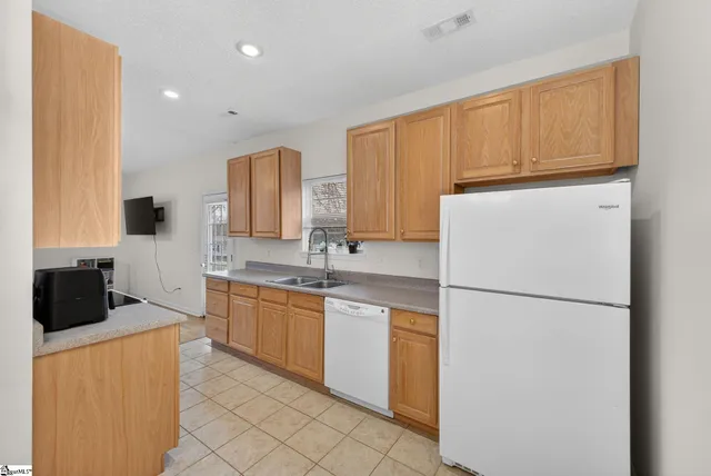 $220,000 | 103 A Reef Court, Easley, SC 29642