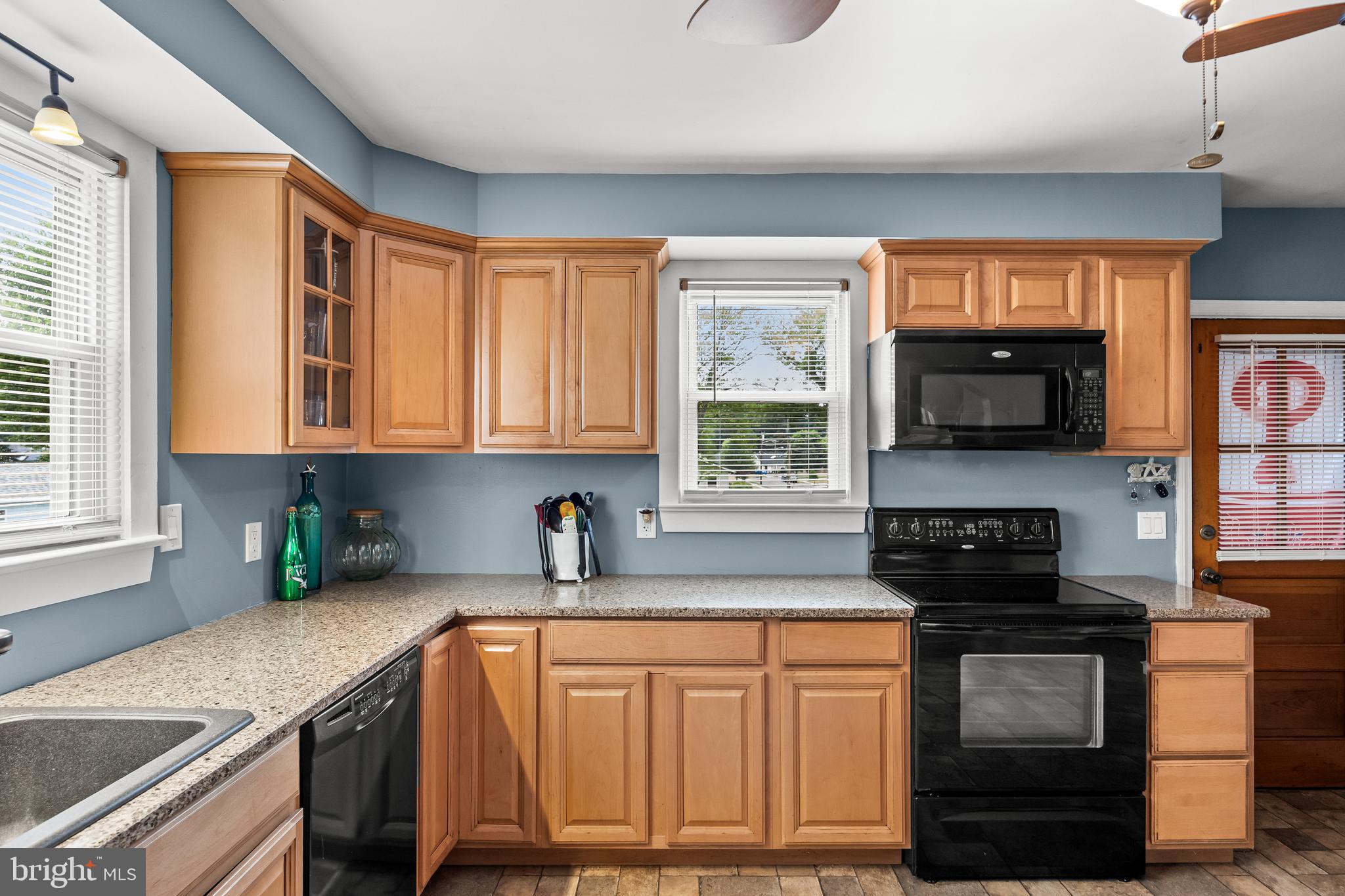 23 West Mill Road Maple Shade, NJ 08052 - Photo 7 of 29