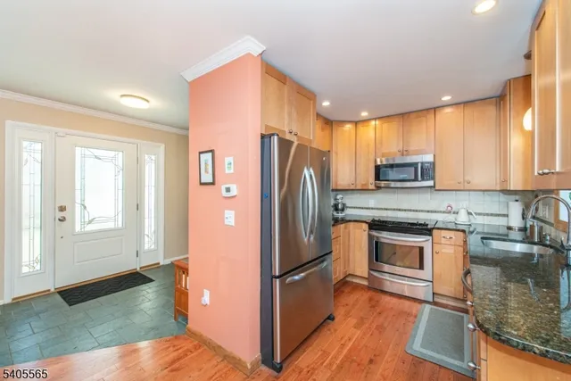 $665,000 | 77 Moraine Road, Morris Plains, NJ 07950