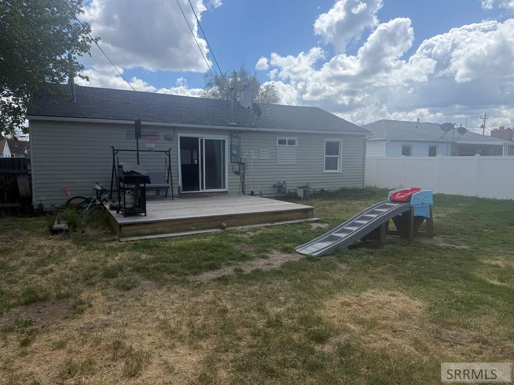 923 Howard Avenue Pocatello, ID 83201 - Photo 16 of 18