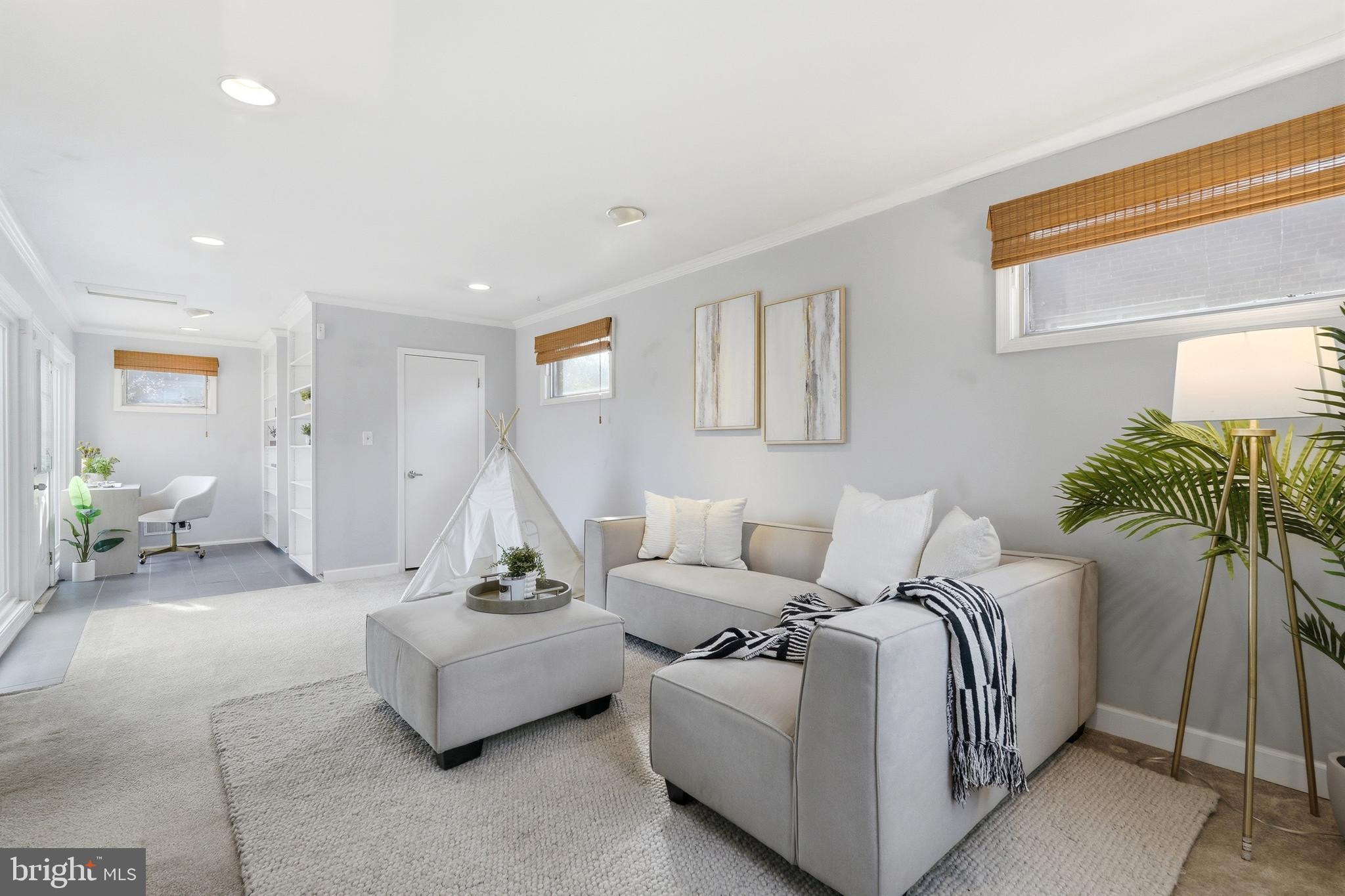 10015 Reddick Drive Silver Spring, MD 20901 - Photo 11 of 41