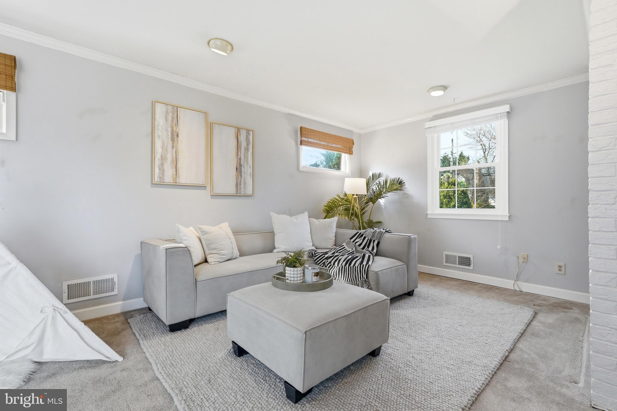 10015 Reddick Drive Silver Spring, MD 20901 - Photo 9 of 41