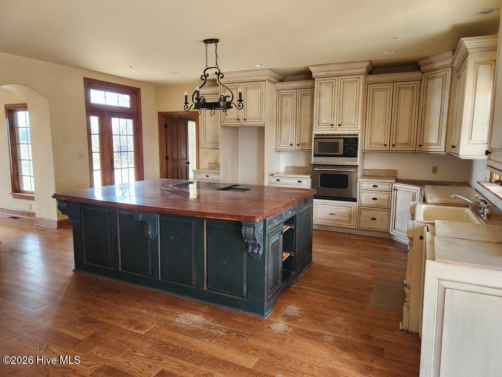 1921 View Nicholson Road Williamston, NC 27892 - Photo 14 of 37 KITCHEN
