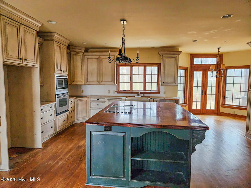 1921 View Nicholson Road Williamston, NC 27892 - Photo 17 of 37 KITCHEN