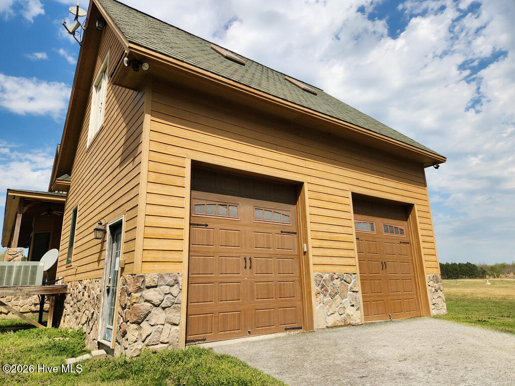 1921 View Nicholson Road Williamston, NC 27892 - Photo 2 of 37 LEFT