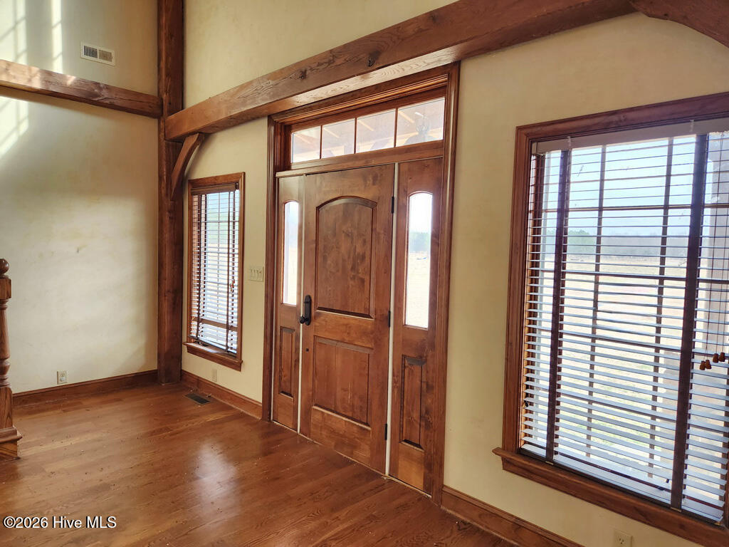 1921 View Nicholson Road Williamston, NC 27892 - Photo 5 of 37 FOYER