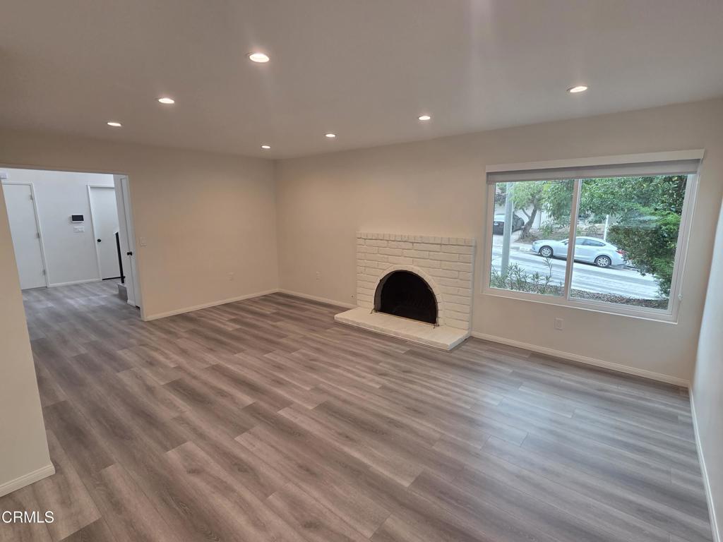 2915 Hopeton Road La Crescenta, CA 91214 - Photo 5 of 28 5 living