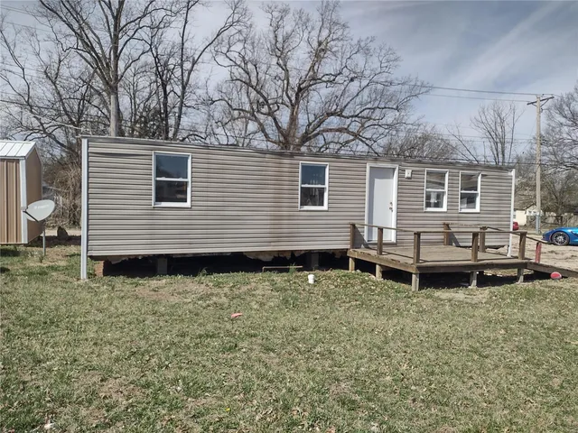 $52,500 | 411 North Desloge Drive, Desloge, MO 63601