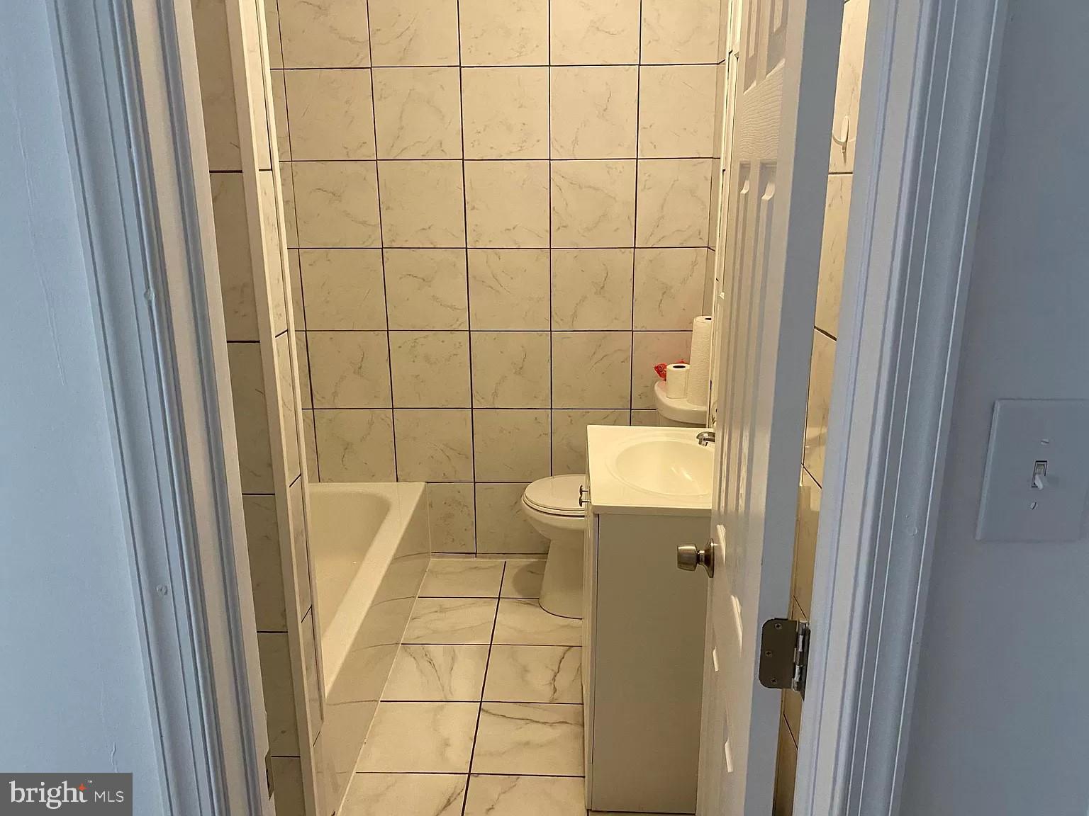 127 West Tabor Road Philadelphia, PA 19120 - Photo 7 of 23
