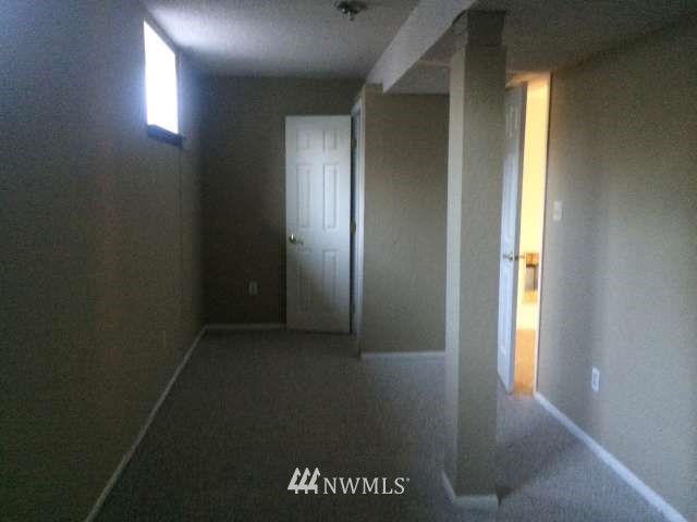 4685 Southwest Lake Helena Road Port Orchard, WA 98367 - Photo 11 of 12 Gallery Image 11
