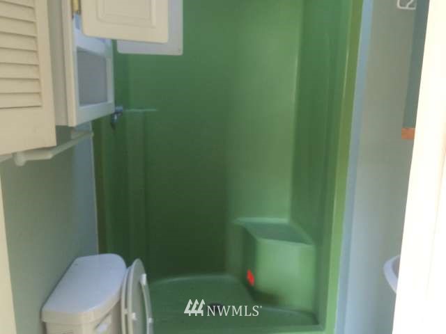4685 Southwest Lake Helena Road Port Orchard, WA 98367 - Photo 6 of 12 Gallery Image 6
