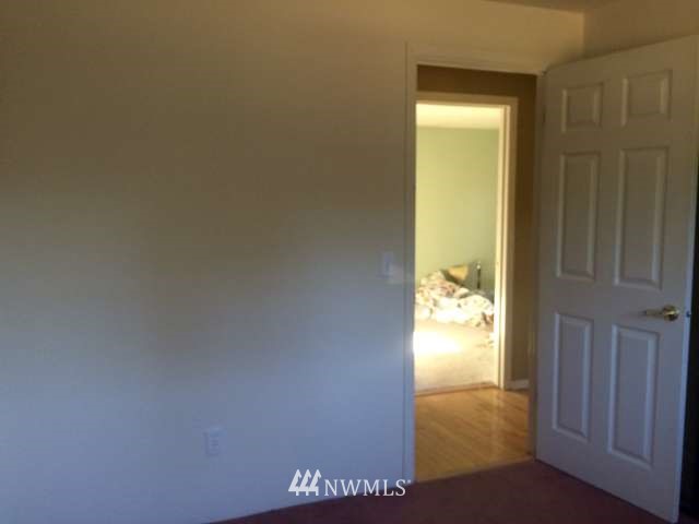 4685 Southwest Lake Helena Road Port Orchard, WA 98367 - Photo 10 of 12 Gallery Image 10