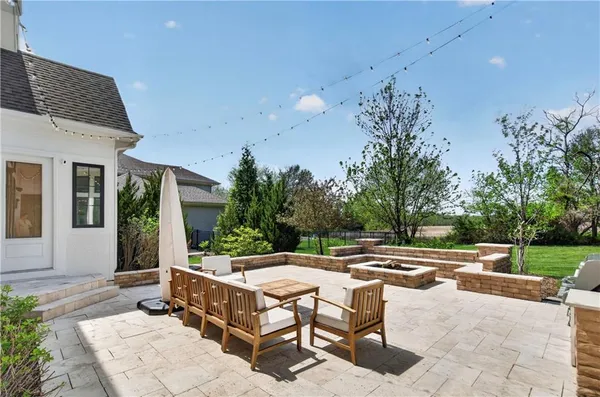 $1,500,000 | 16404 South Rosehill Street, Overland Park, KS 66221