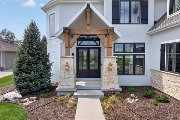 $1,500,000 | 16404 South Rosehill Street, Overland Park, KS 66221