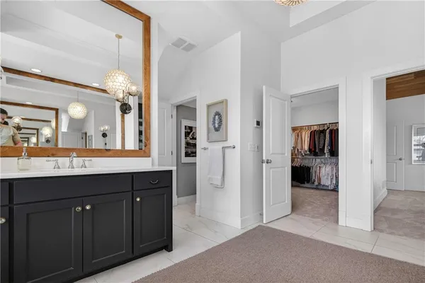 $1,500,000 | 16404 South Rosehill Street, Overland Park, KS 66221