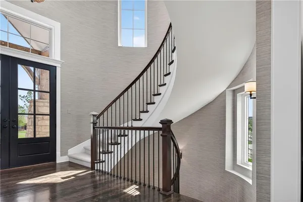 $1,500,000 | 16404 South Rosehill Street, Overland Park, KS 66221