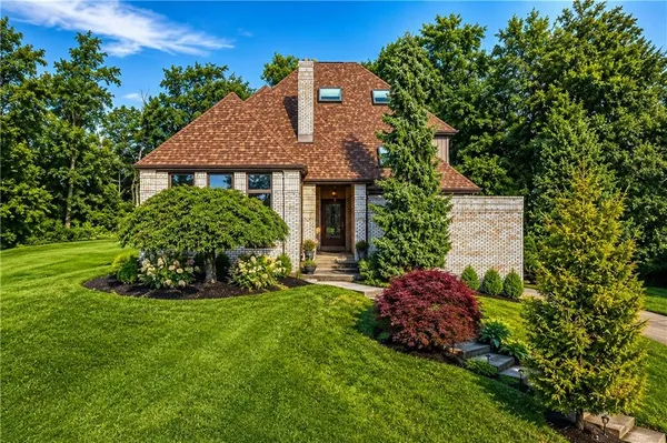 $649,900 | 209 Pleasant View Court, Clairton, PA 15025