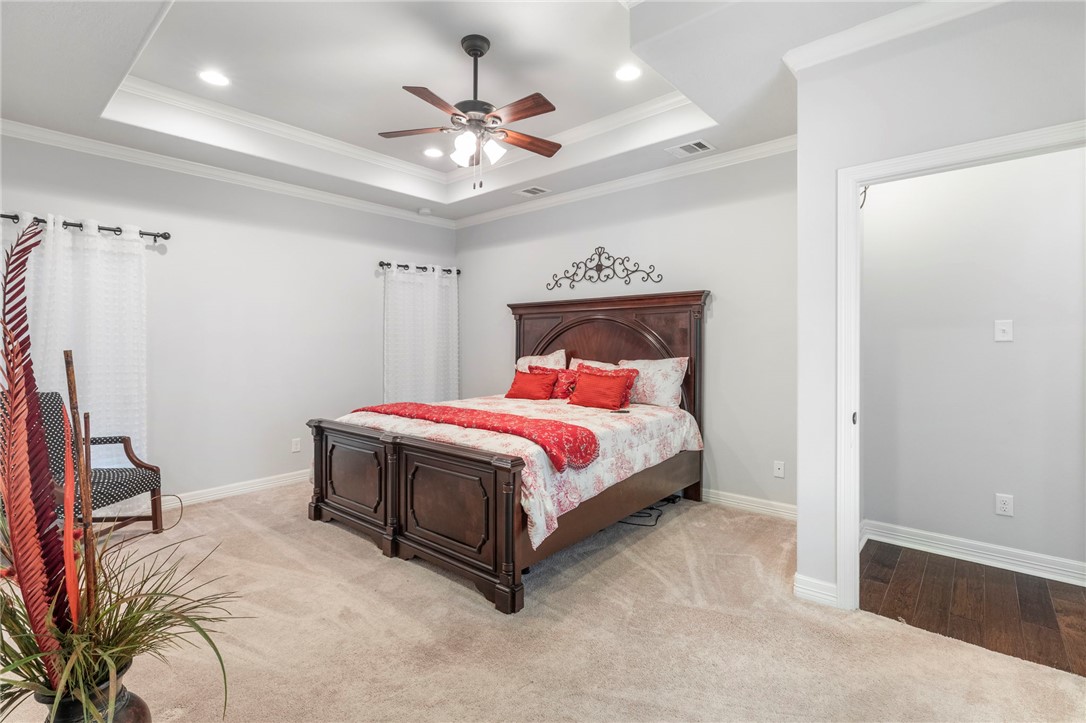 318 Cecelia Loop College Station, TX 77845 - Photo 31 of 38