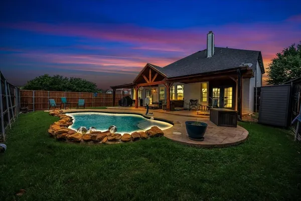$490,000 | 1700 Sunflower Drive, Corinth, TX 76210