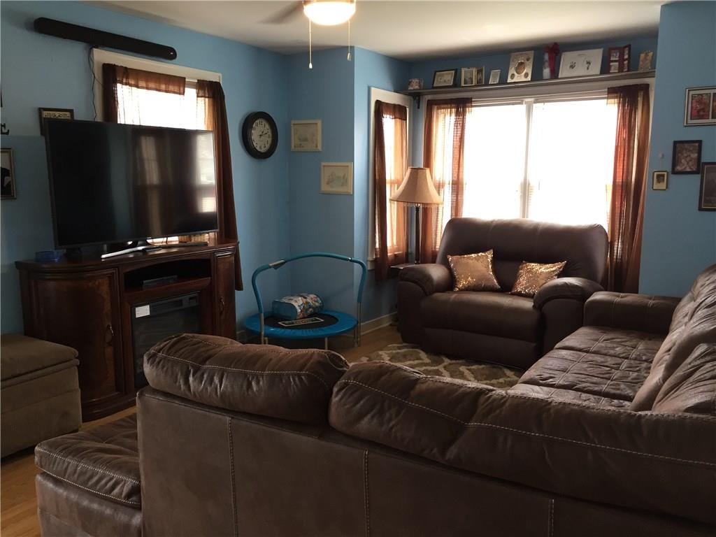 2135 Elm Street Columbus, IN 47201 - Photo 3 of 17 Gallery Image 3