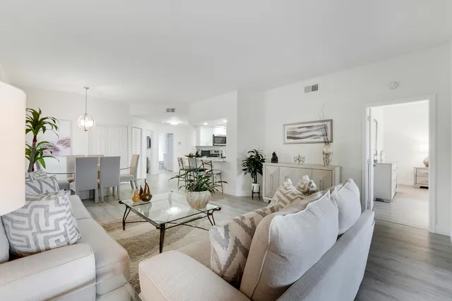 $3,100 | 7860 Seville Place, Unit 2203, Boca Raton, FL 33433