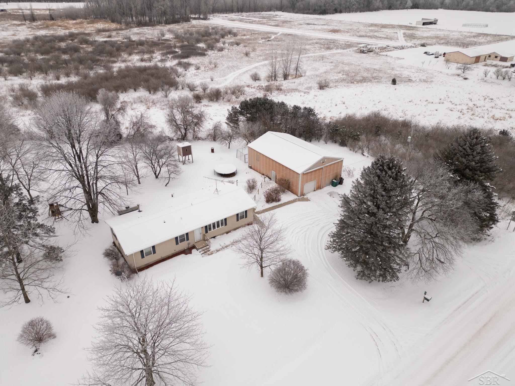 5944 West Weinert Road Coleman, MI 48618 - Photo 28 of 30 50166354-96a4343d-04d4-409d-81b0-78222cc9e754.JPG