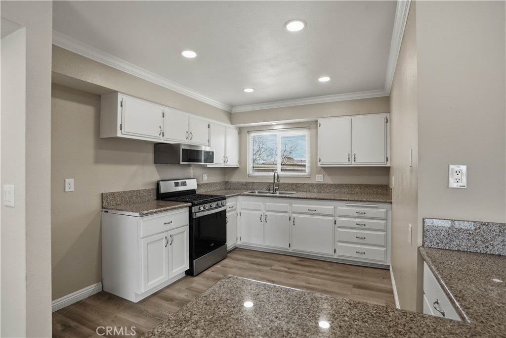 27067 El Rancho Drive Menifee, CA 92586 - Photo 9 of 23