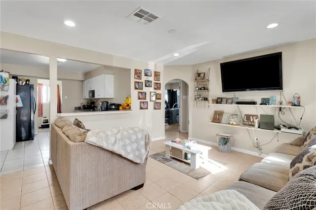 $215,000 | 25466 Jasper Road, Barstow, CA 92311