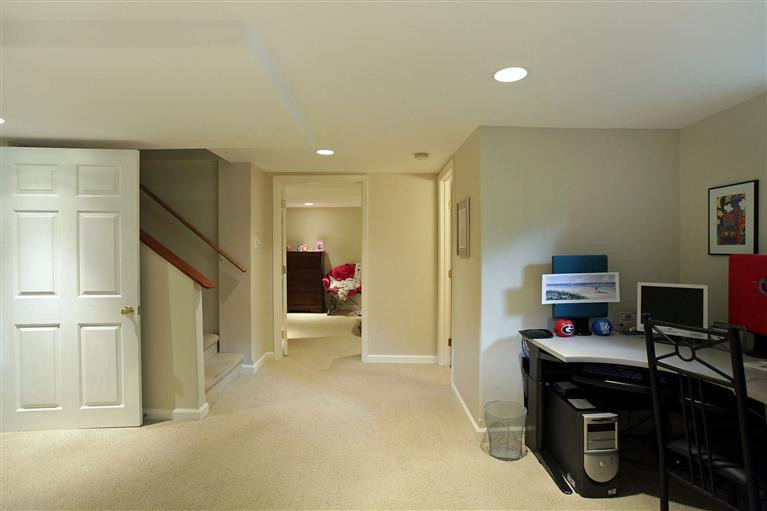 403 Hart Road Lexington, KY 40502 - Photo 23 of 31 Photo 23