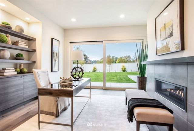 $5,588,800 | 4039 95th Avenue Northeast, Yarrow Point, WA 98004