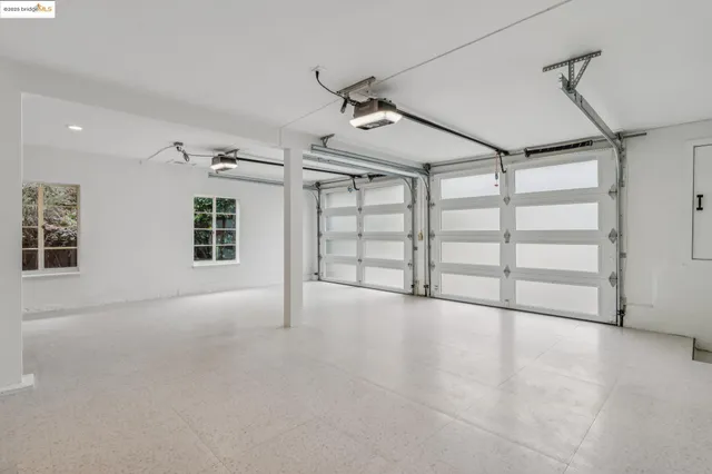 $1,695,000 | 5207 Masonic Avenue, Oakland, CA 94618