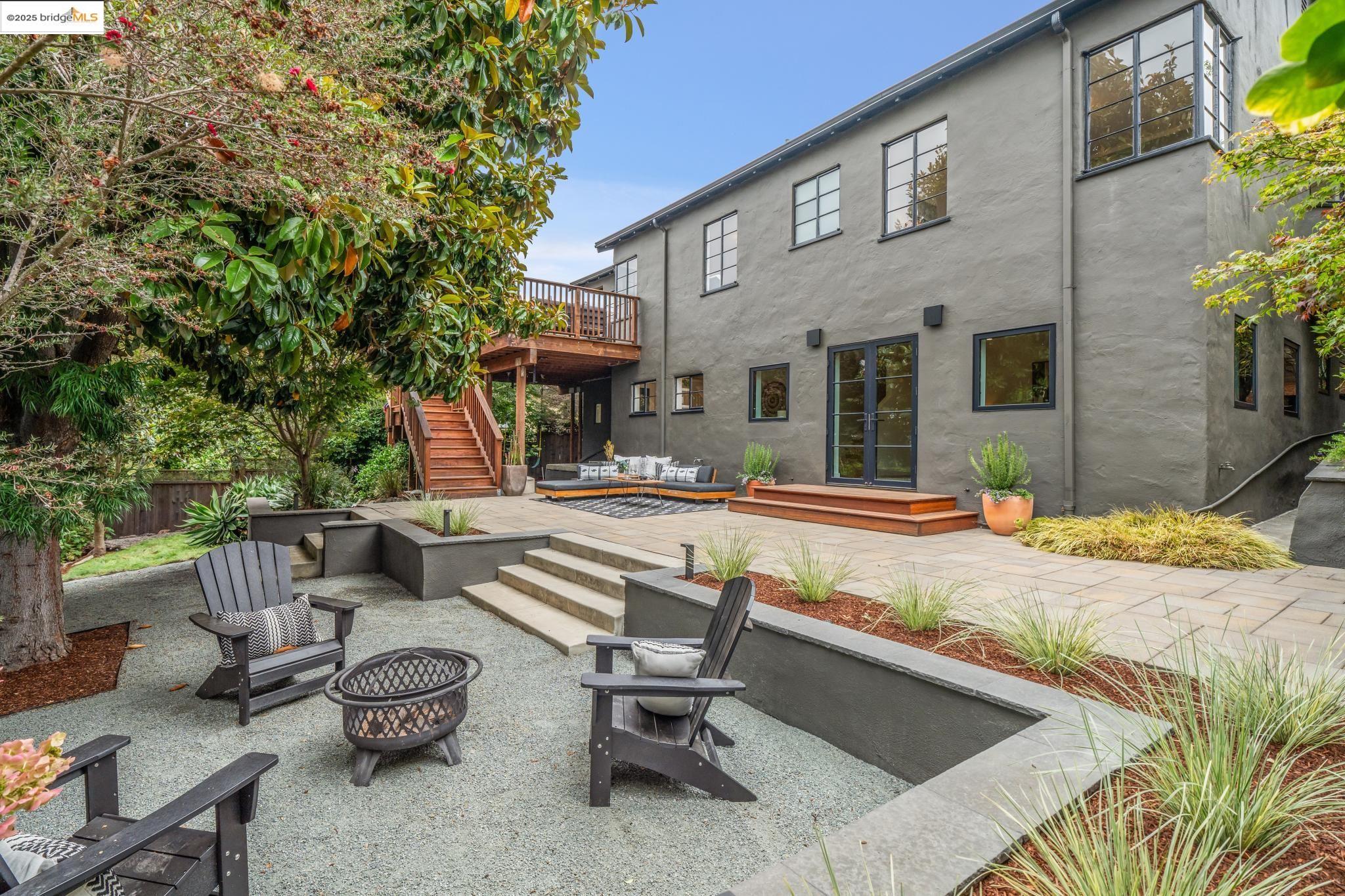 5207 Masonic Avenue Oakland, CA 94618 - Photo 50 of 55