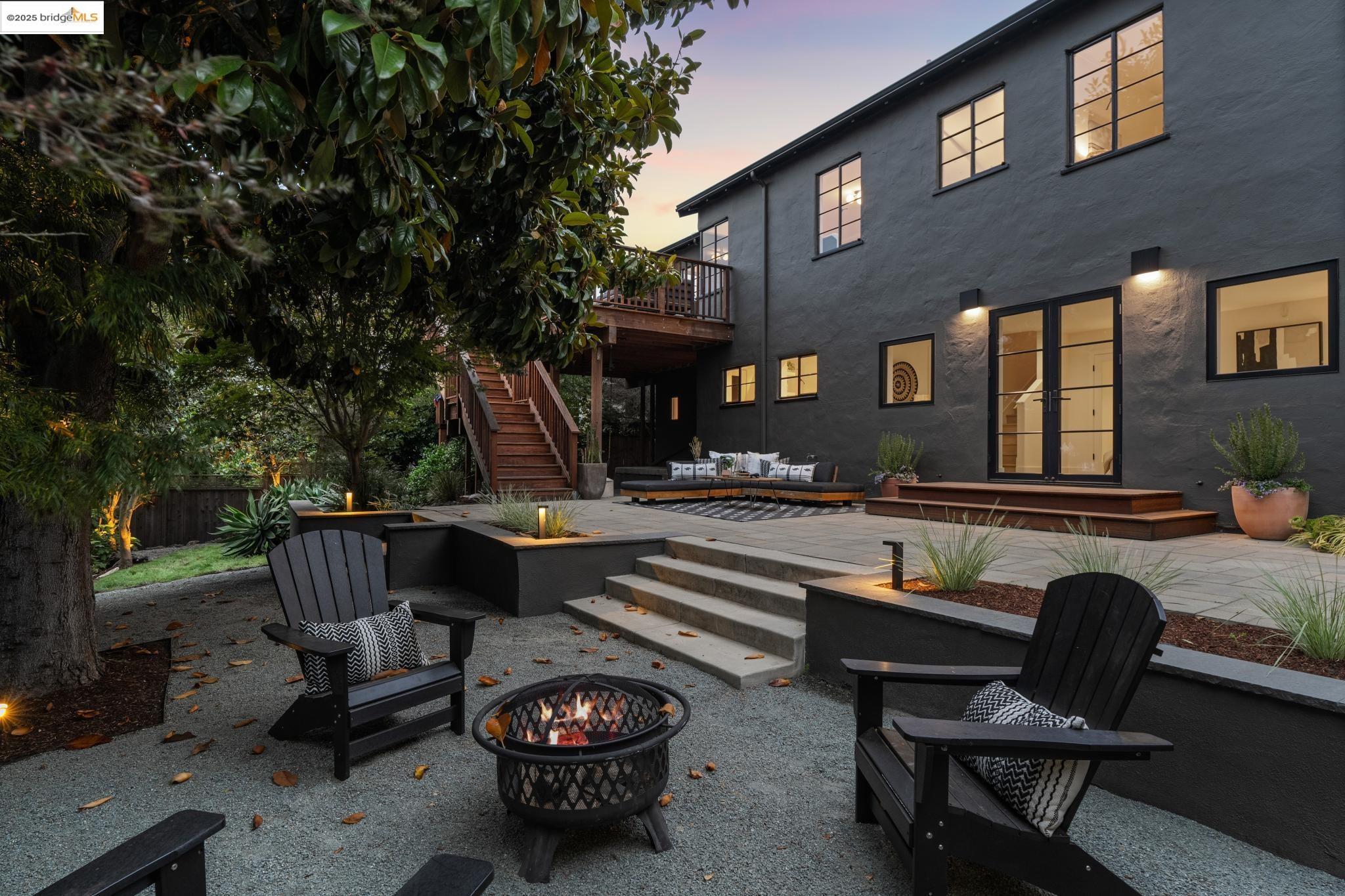 5207 Masonic Avenue Oakland, CA 94618 - Photo 53 of 55