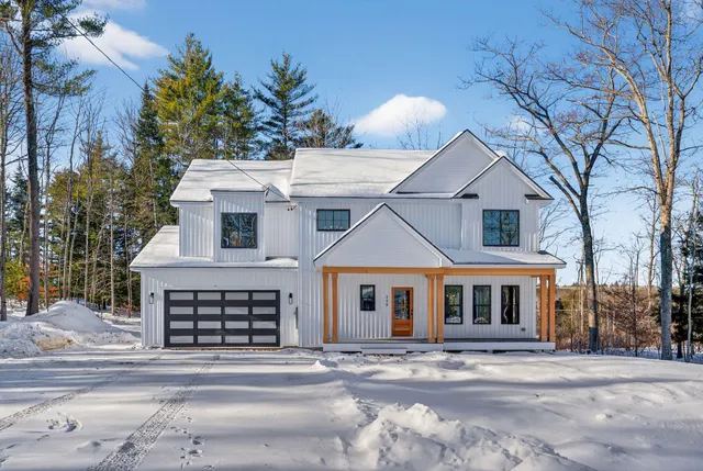 $999,500 | 118 Lufkin Road, North Yarmouth, ME 04097