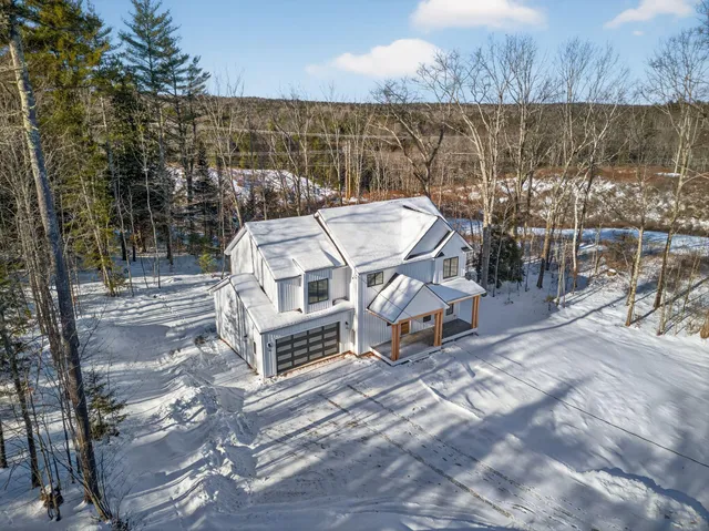 $999,500 | 118 Lufkin Road, North Yarmouth, ME 04097