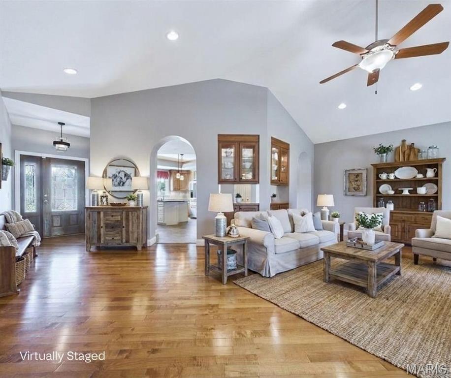 1751 Elizabeth Road Staunton, IL 62088 - Photo 11 of 80