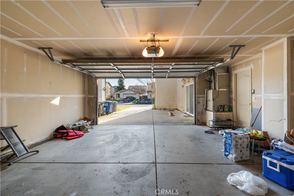 4357 Mathias Way Merced, CA 95348 - Photo 27 of 32 a view of a room with gym equipment