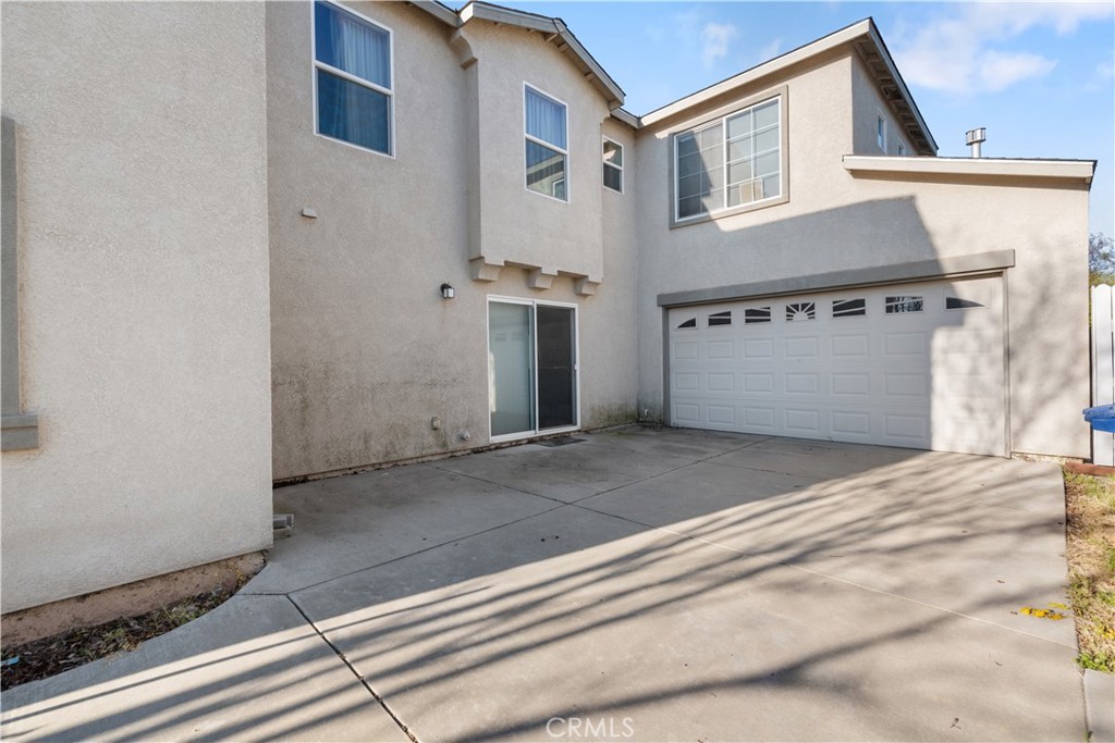 4357 Mathias Way Merced, CA 95348 - Photo 3 of 32 a view of a house with a street